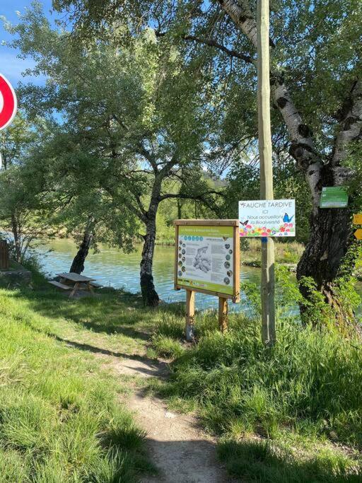 Charmant T1 Dans Le Verdon Gréoux-les-Bains Eksteriør billede